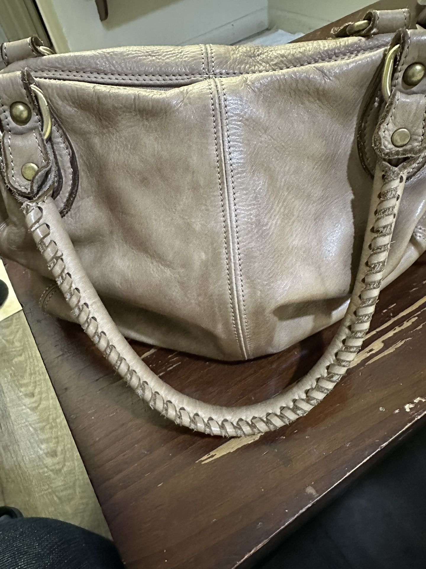 Sundance Tan Leather Made In Italy.