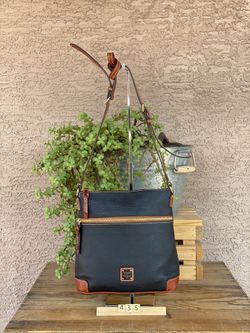 Dooney and Bourke crossbody bag
