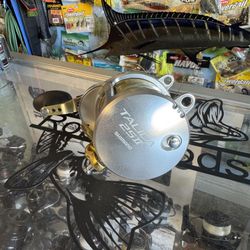 Shimano Talica 25 Two Speed Spotless Like New. Ready to go. 