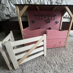 Pink Toy Barn