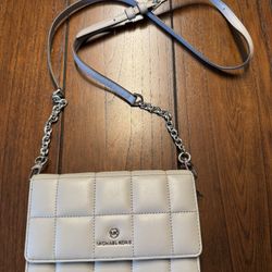 Michael Kors Crossbody Purse 