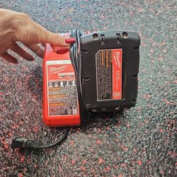 Milwaukee M12 & M18 Battery & Charger 