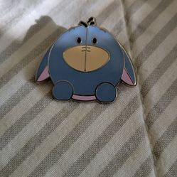 Eeyore DISNEY PIN