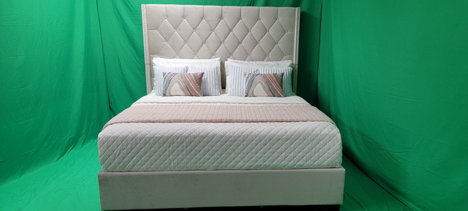 New Queen Bed Wht Matress For $450