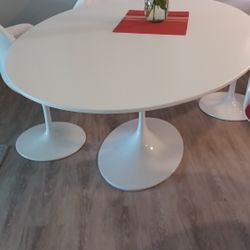 ROVE Concepts Table Set