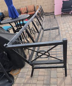 $1200  GREAT QUALITY  2 PIECE SECTIONAL VERY HEAVY