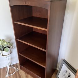 Ethan Allen Wooden Bookshelf - Great condition 