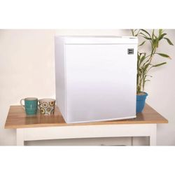 RCA 1.1 CU FT Upright Freezer