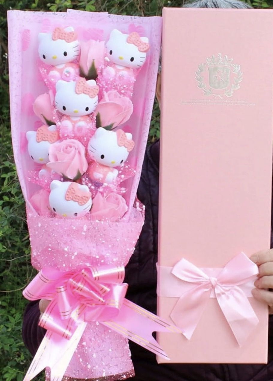 Hello Kitty Flowers