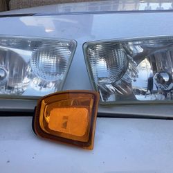 2003  Ford Ranger Headlights 