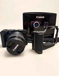 Canon R50V, black