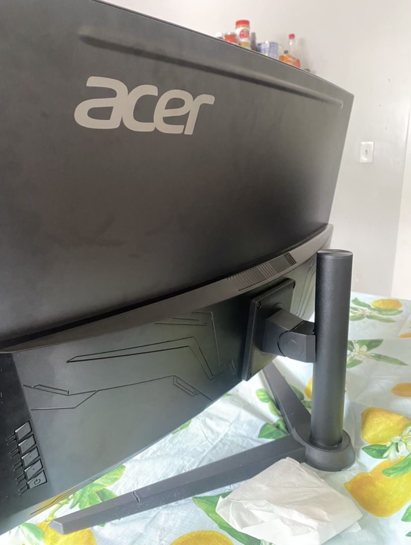 Acer Nitro XZ320Q Pbiiphx 31.5” LED Curved FHD FreeSync Monitor(HDMI