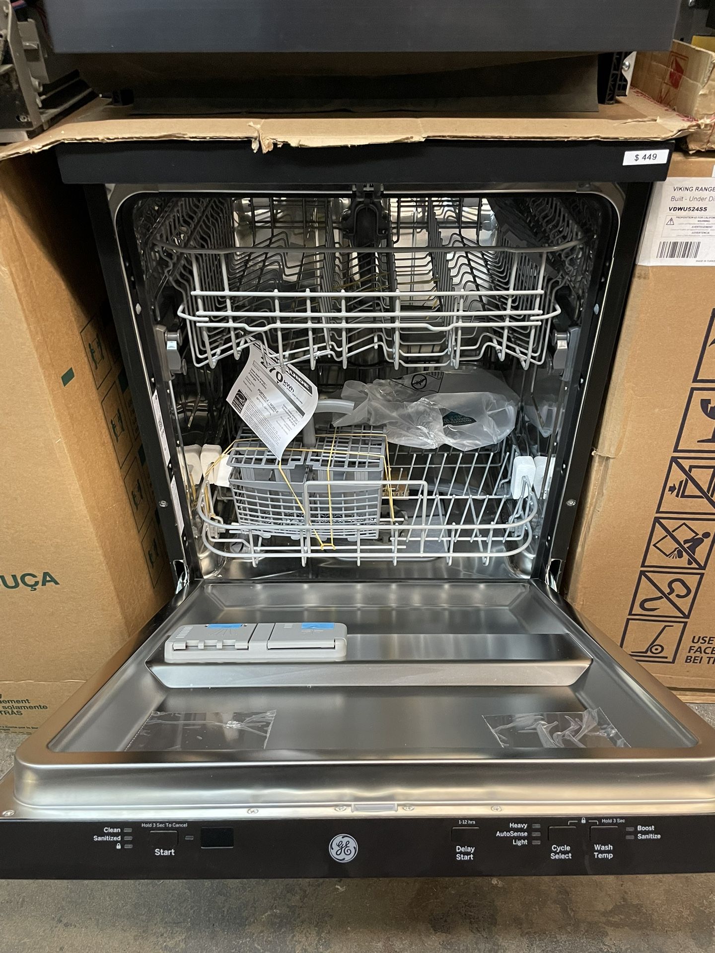 NEW GE 24" Portable Dishwasher Stainless steel Model GPT225SSLSS
