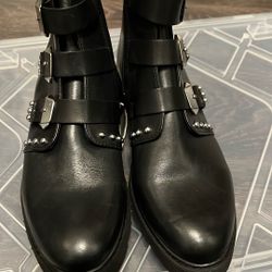  Cut  Women’s Boots Size  39