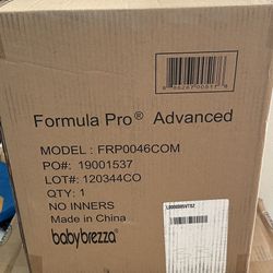 New baby Brezza Formula Pro