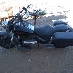 2000 Suzuki intruder 1600