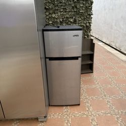 DormFridge 