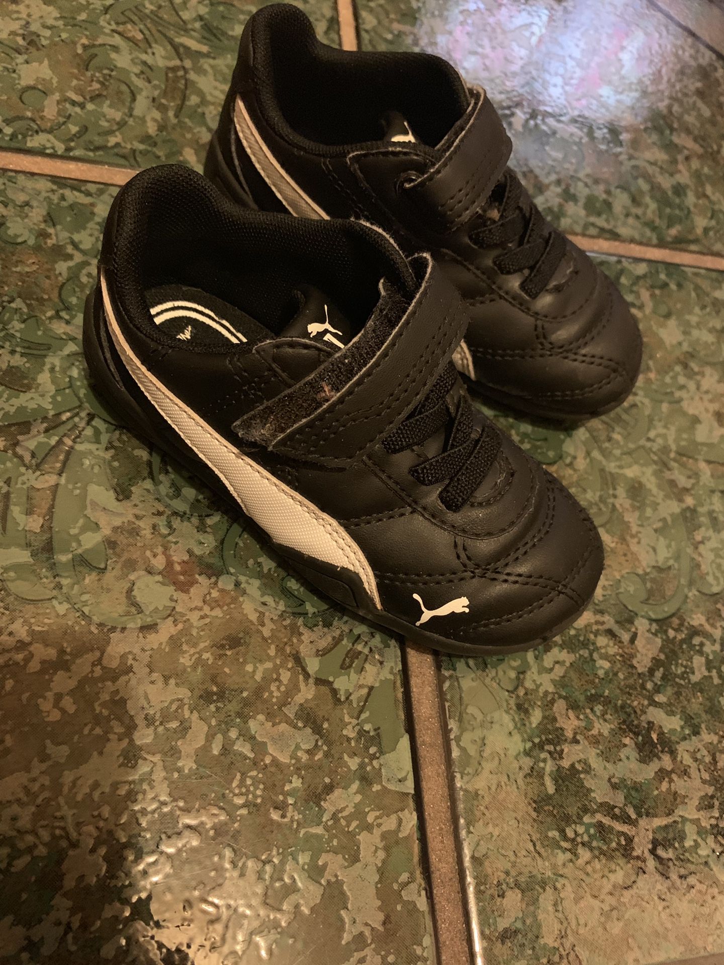 Toddler shoes