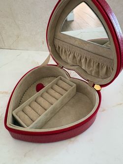 Vintage Rowallan Heart Shaped Jewelry Box