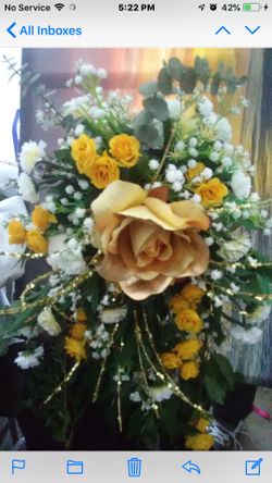 Flowers arrangement/bridal weddings bouquet