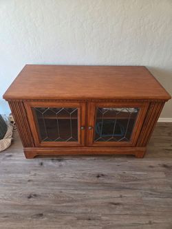 Small hutch or tv stand
