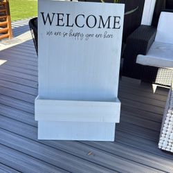 Welcome Side Planter Box Easel