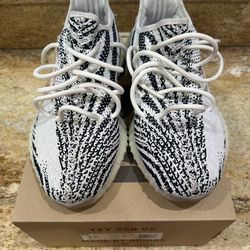 Yeezy 350 V2 “ZEBRA” sz 10