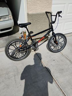 ***Mongoose BMX***