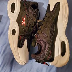 Reebok Allen IVERSON Size 11