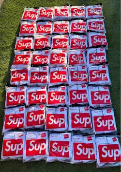 (20$)Supreme x Hanes Crew Socks Bulk Lot