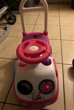 Minnie car