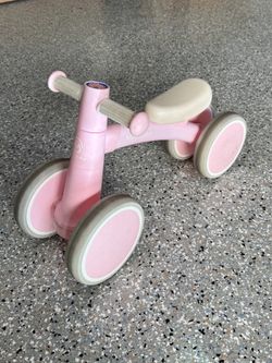 Baby balance bike