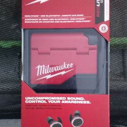 Milwaukee Jobsite Bluetooth Earbuds 
