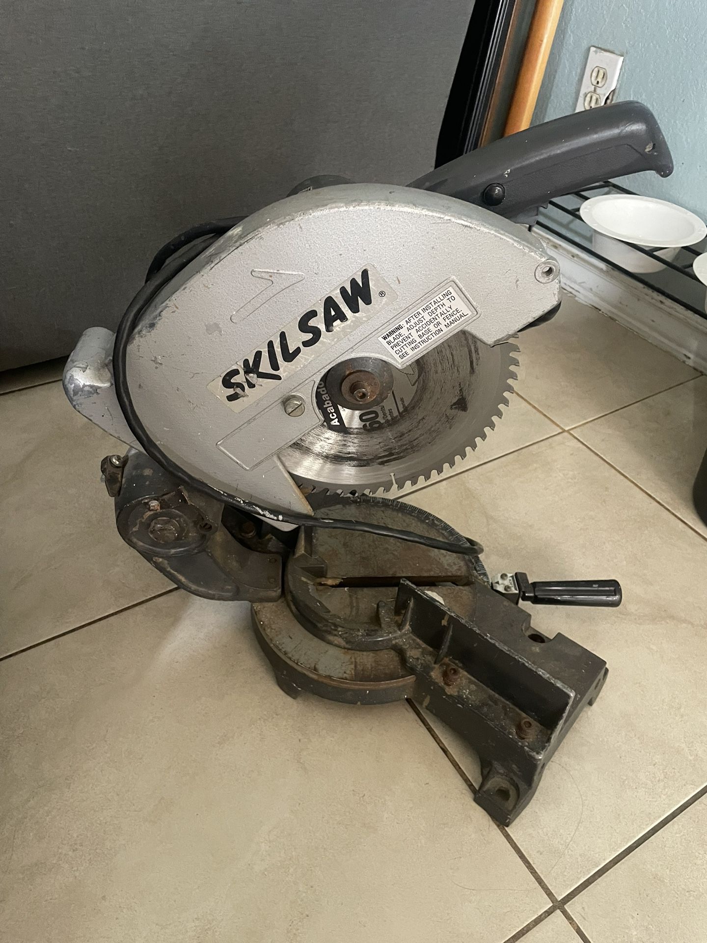 Skilsaw Professional 10 “ Miter Saw