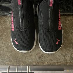 Girl Puma size 8c