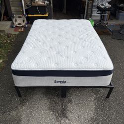 Sweda Solna Latex Tempurpedic Queensize Mattress W/Frame