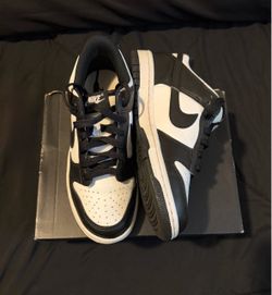 Nike Dunks- Pandas