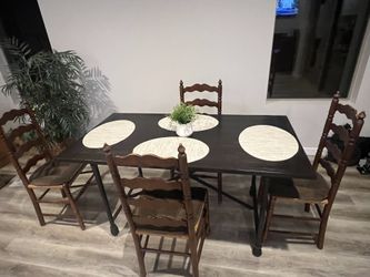 Rolling Dining Table With Chairs 
