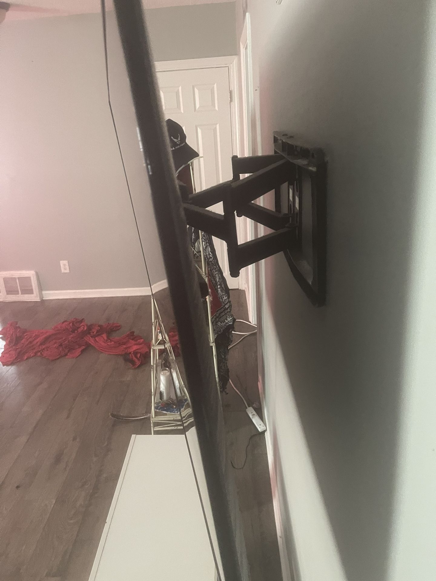 64” Smart Samsung And More..EVERYTHING MUST GO