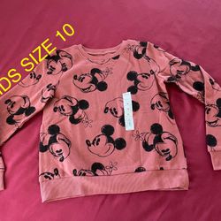 New DISNEY softest Fleece Kids Size 10 (Nuevo).          NO TRADES.   NO SHIPPING. (EAST PALMDALE)