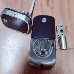 Yale SL Touchscreen Lock