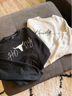 women’s crewnecks