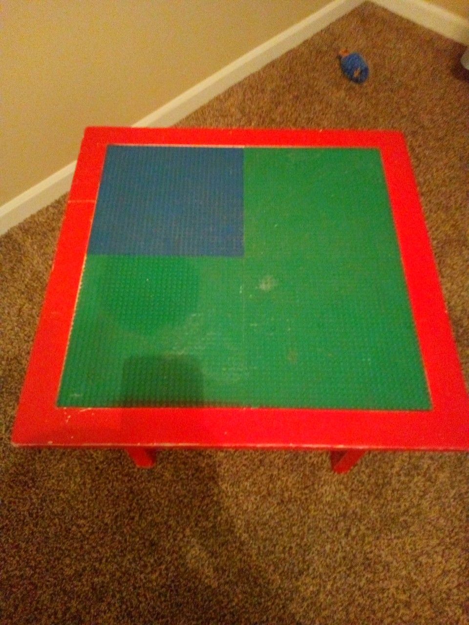 Lego table