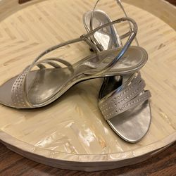 Ladies Heels  Silver With Rhinestones