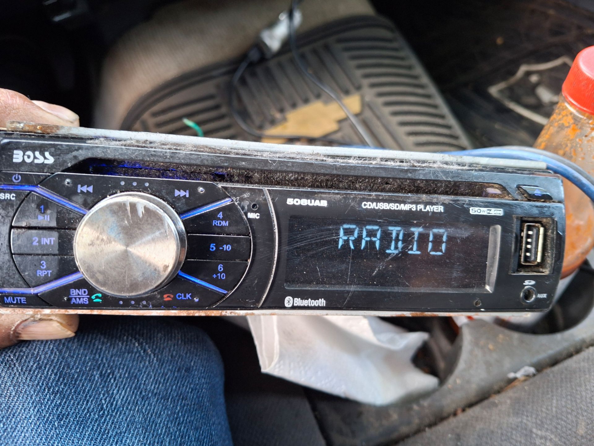 STEREO CD AUX USB BLUETOOTH GOOD CONDICIÓN ABLO ESPAÑOL
