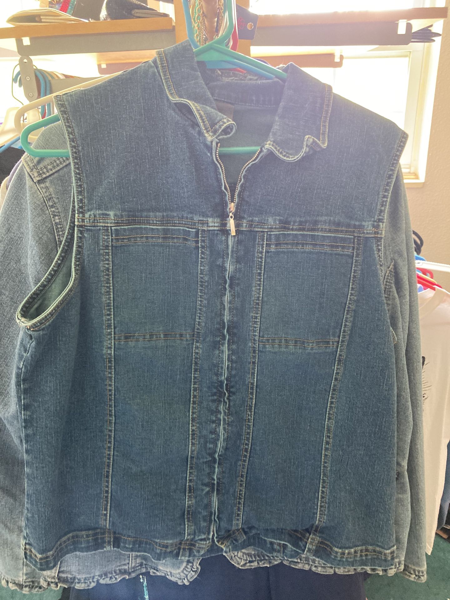 Jean Vest