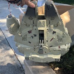 1995 Vintage Millennial Falcon