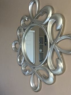 Decorative mirror
