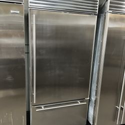 Sub Zero 36”Wide Built In Stainless Steel Bottom Freezer Refrigerator 