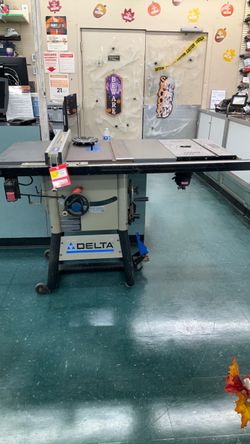 Delta Table Saw with Fence